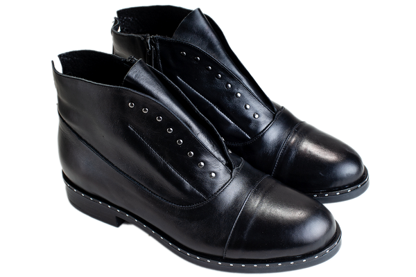 Женские демисезонные ботиночки БЕЛСТА из натуральной кожи чёрного цвета - 1